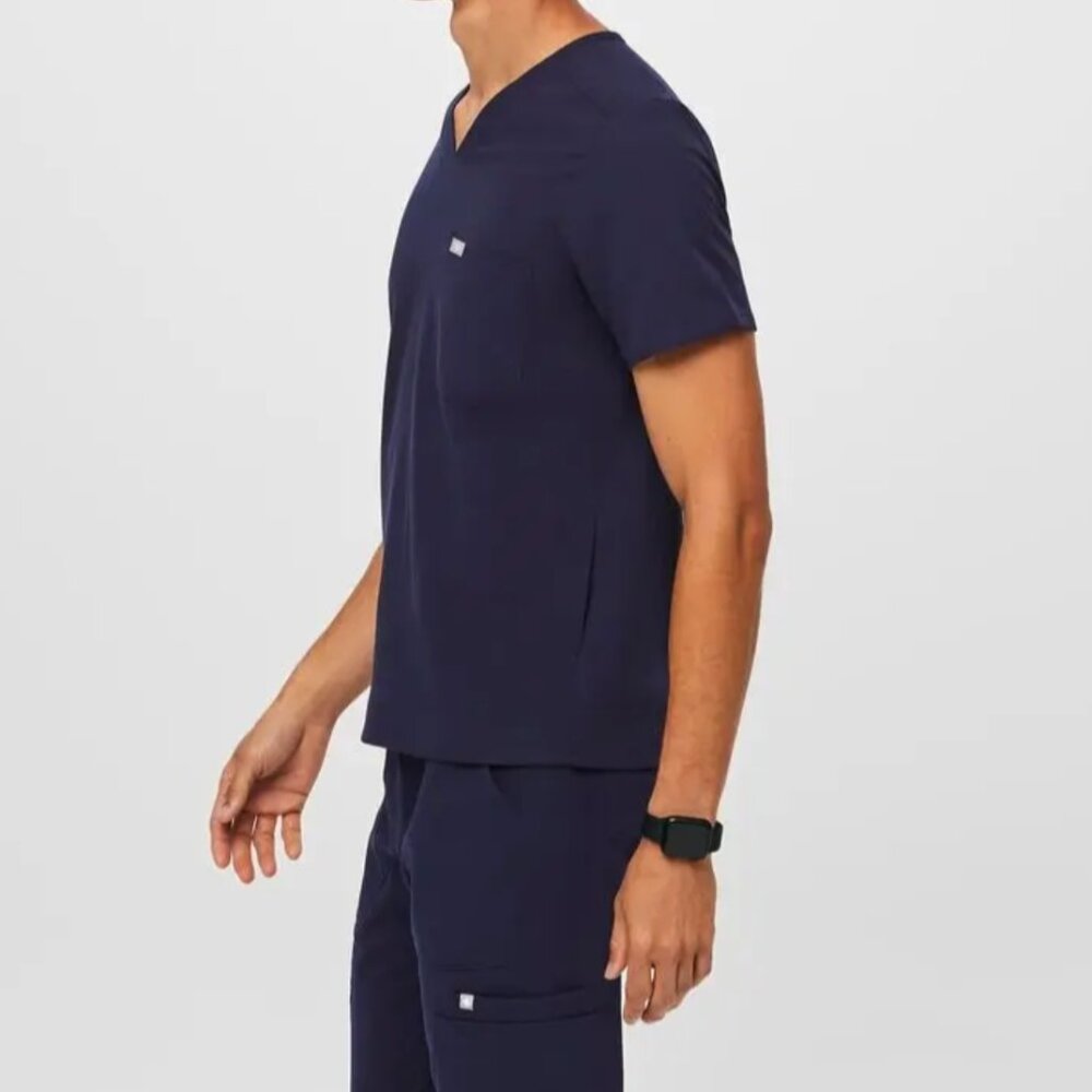 New Figs scrub set - Navy - Mens Top XL/Pants L
